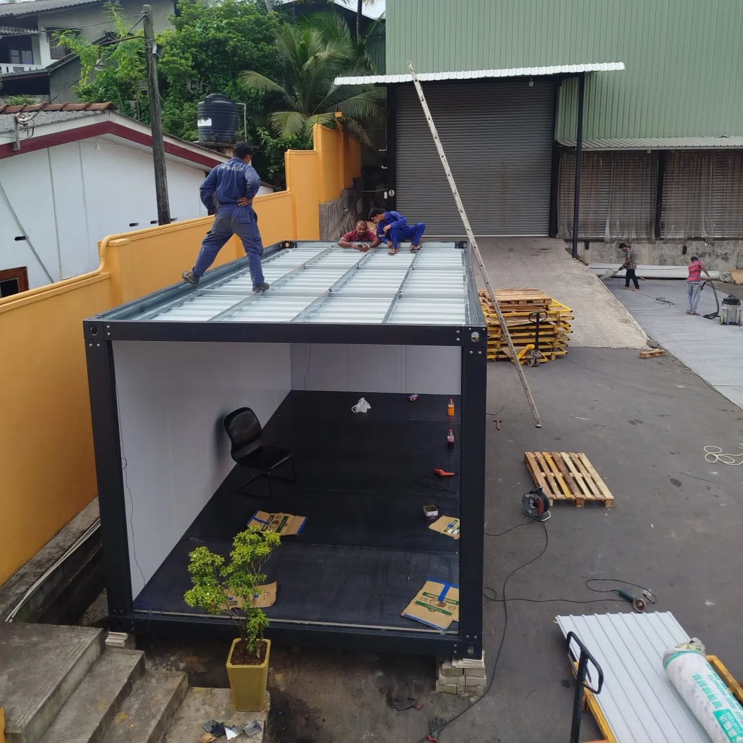 Casa contenedor modular prefabricada portátil desmontable para glamping, Airbnb, hotel, motel, albergue, camping, proyecto de campamento