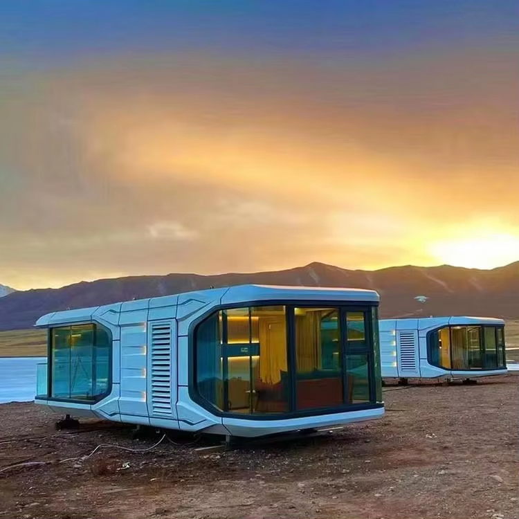 Casa Cápsula de PVC Expandible Sostenible - Diseño Modular Eficiente en Energía para Alivio