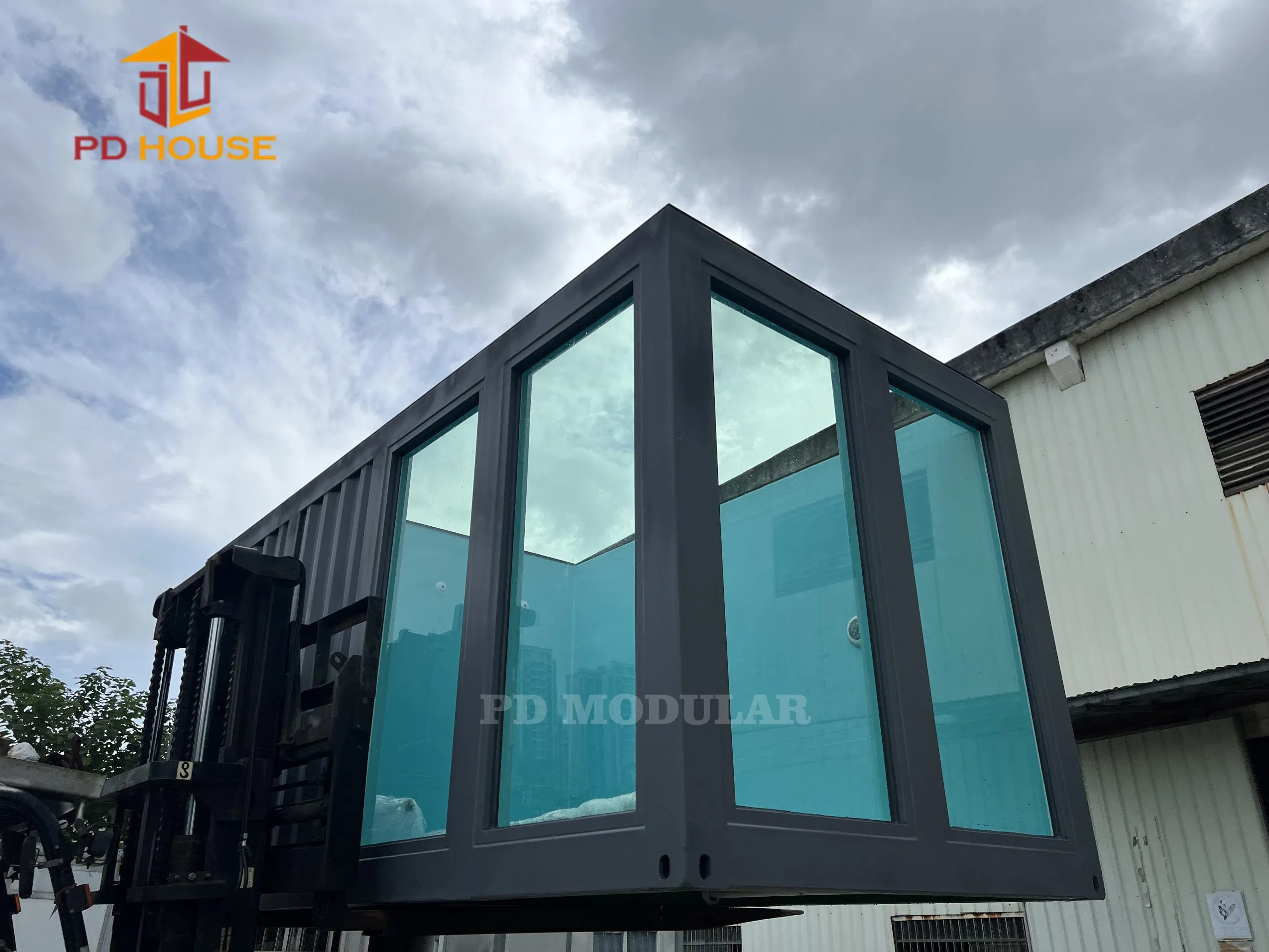 Container Swimming Pool with Water Circulation Purification System Customizable Size Detachable