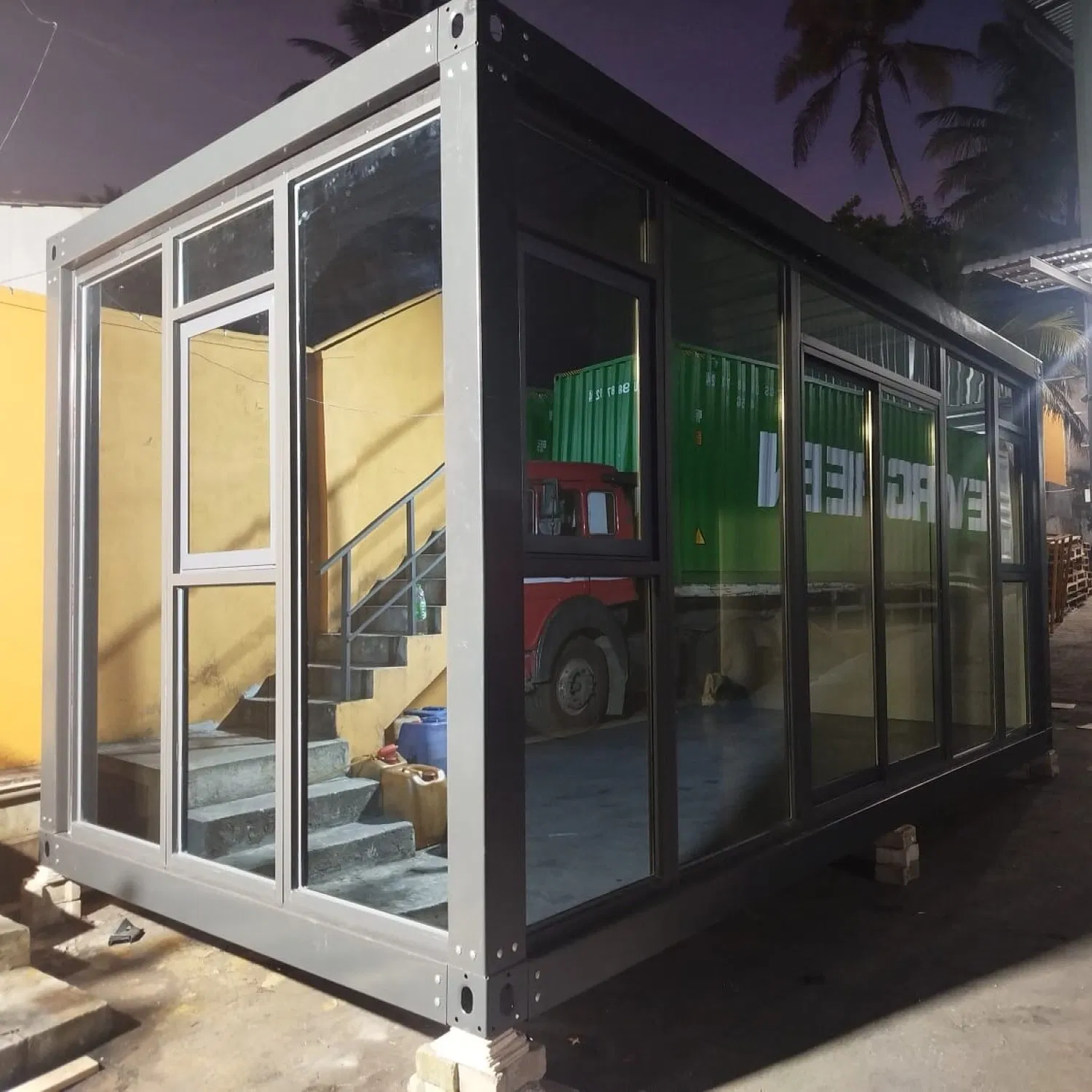 Casa contenedor modular prefabricada portátil desmontable para glamping, Airbnb, hotel, motel, albergue, camping, proyecto de campamento