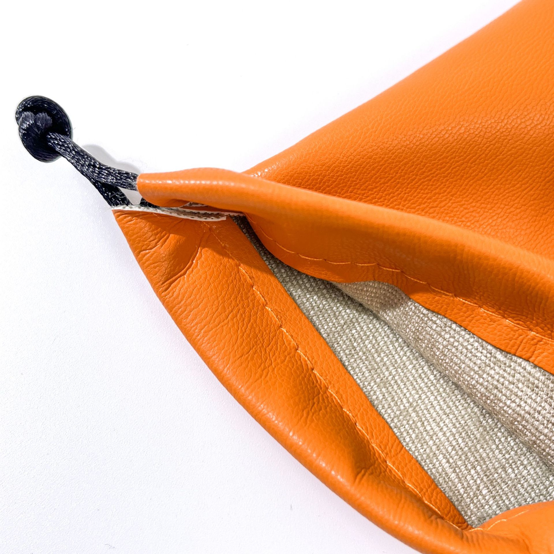 Cosmetics Bags Free Sample PU Leather Drawstring Close Bag Waterproof Leather Pouch for Cosmetics Watch Earphone