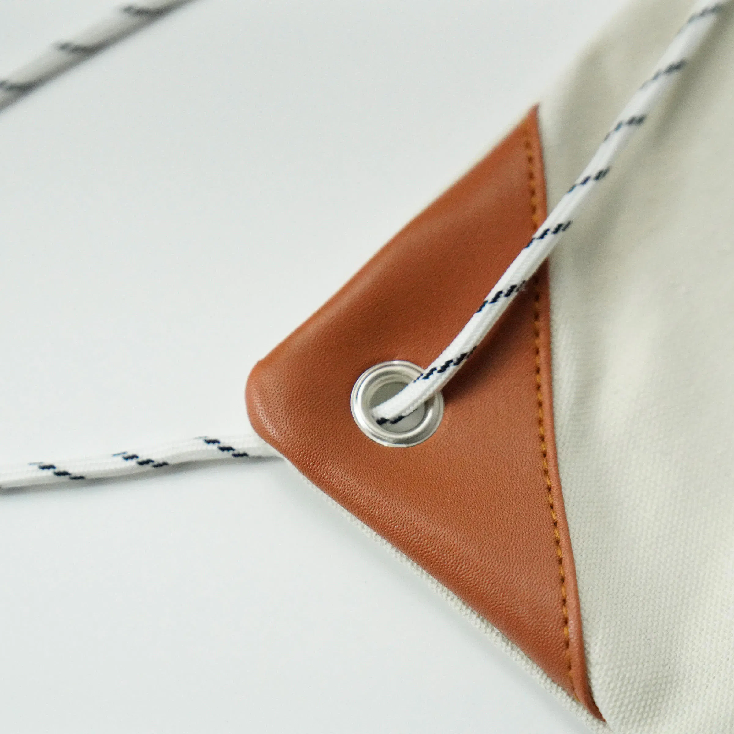 Custom Logo Dust Bag Cream Cotton Canvas Mini Muslin Drawstring Bag Small Gift Jewelry Pouch for Storing Clothes and Shoes Bag