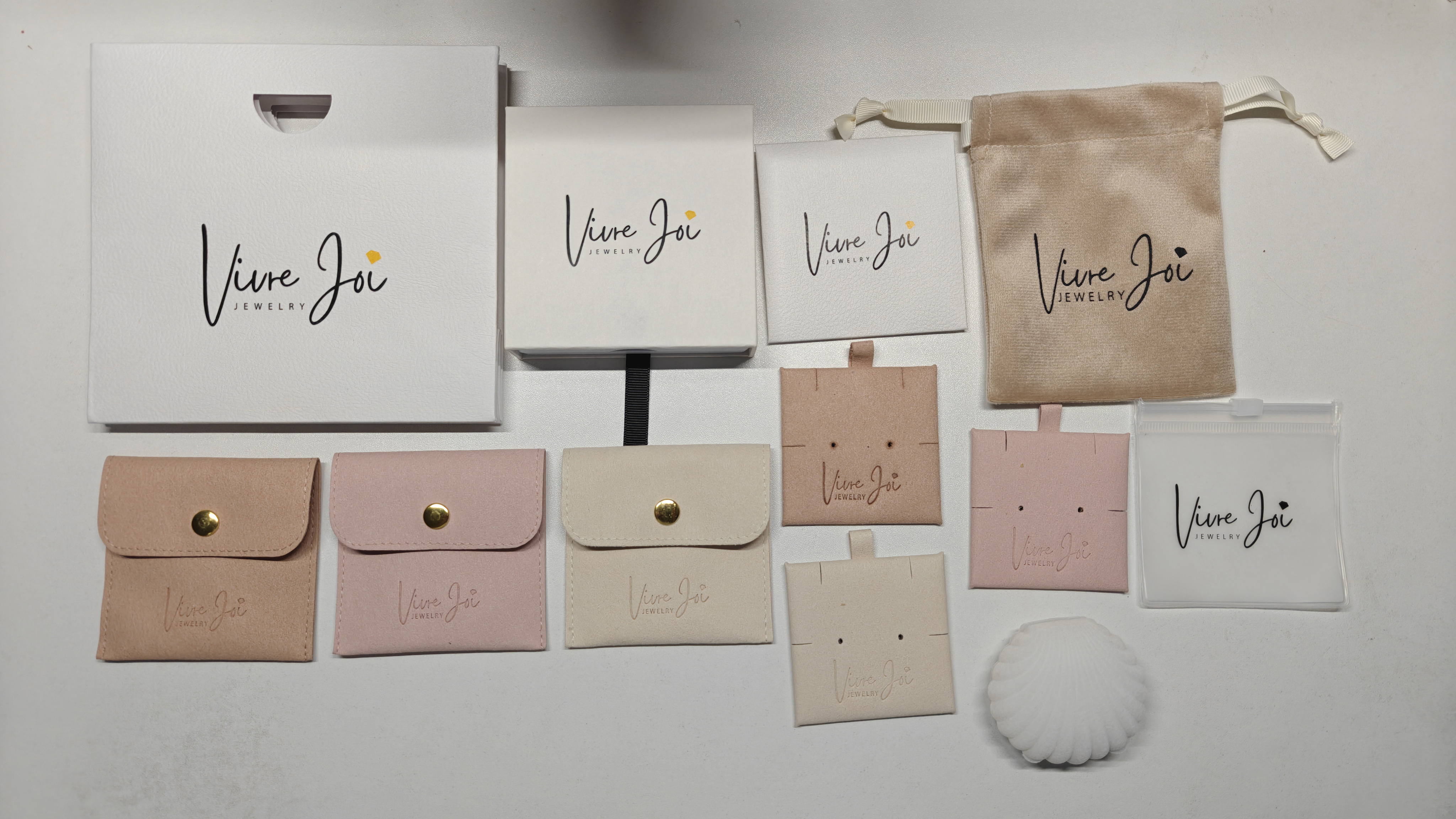 Custom Logo Cardboard Heart Shape Jewelry Packaging Set Microfiber Pouch Cleaning Cloth Necklace Ring Gift Bag-Portable