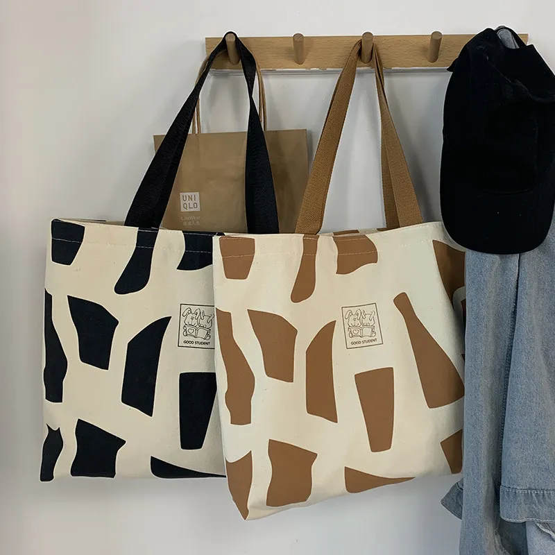 Eco-Friendly Wholesale Drawstring Jute Beach Bag for Retail