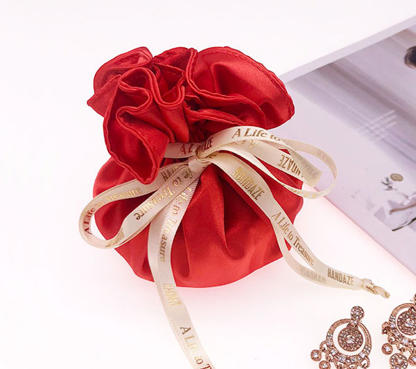 Fabric Drawstring Gift Bag Soft Satin Gift Pouch with Silk Ribbon Printed Logo Silk Jewelry Bag