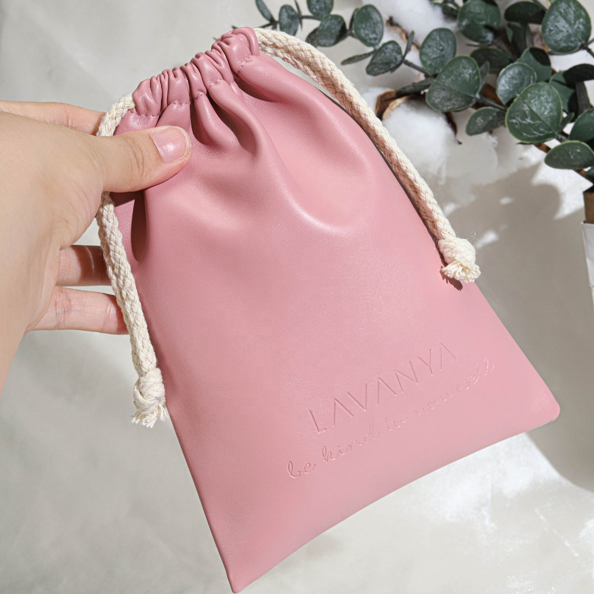Custom Emboss Printed Pink Pu Leather Gift Power Bank Mobile Phone Packaging Drawstring Bag Waterproof Leather Dust Pouch