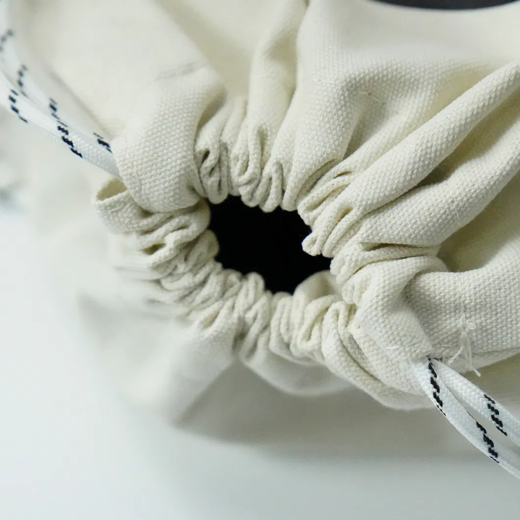 Drawstring bag details 3
