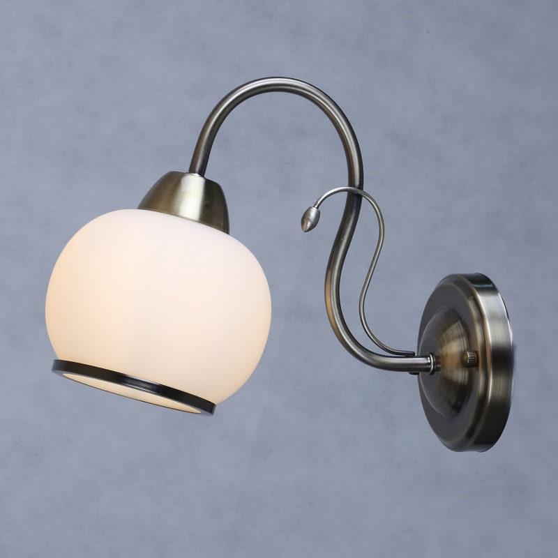 Indoor Iron Arc Lighting with Clear Glass Shade Home Decorative Metal LED Design Hotel Luxury Modern Bedroom Table Lamp