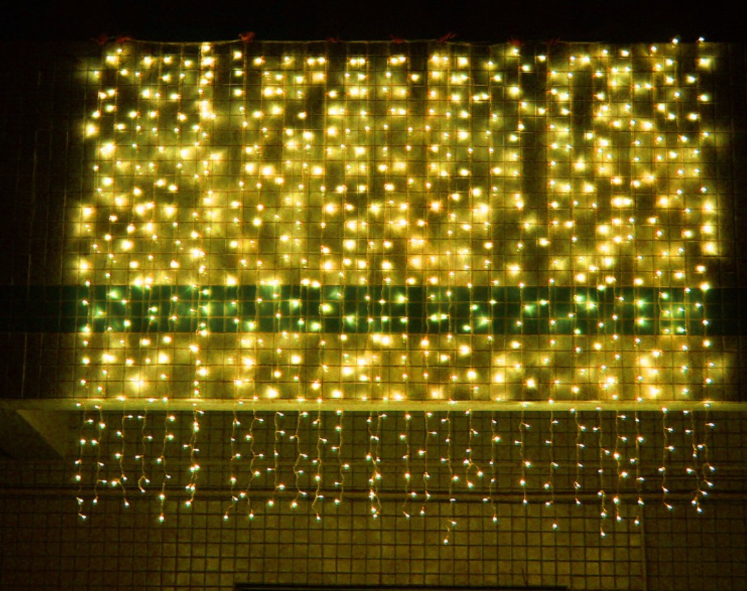 220V RGB Valentine LED Curtain Light 3x3m with IP44 Rating for Indoor and Outdoor Decorations