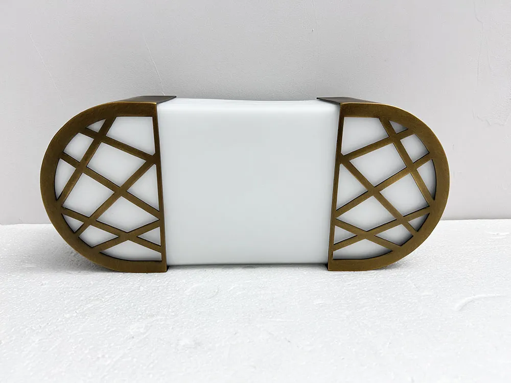 Elegant Antique Brass Hospitality Wall Light with Acrylic Shade Vintage Style Wall Lights for Guestroom Custom Lights