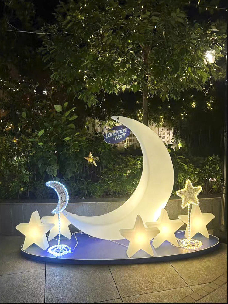 Outdoor LED Luminous Moon Lights Colorful Courtyard Seat Crescent Decoration Park Landscape IP54 Rated Dimmable Solar