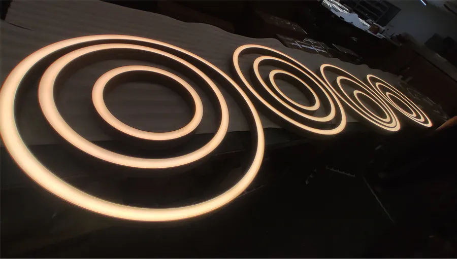 High Quality Aluminum Curve Profile