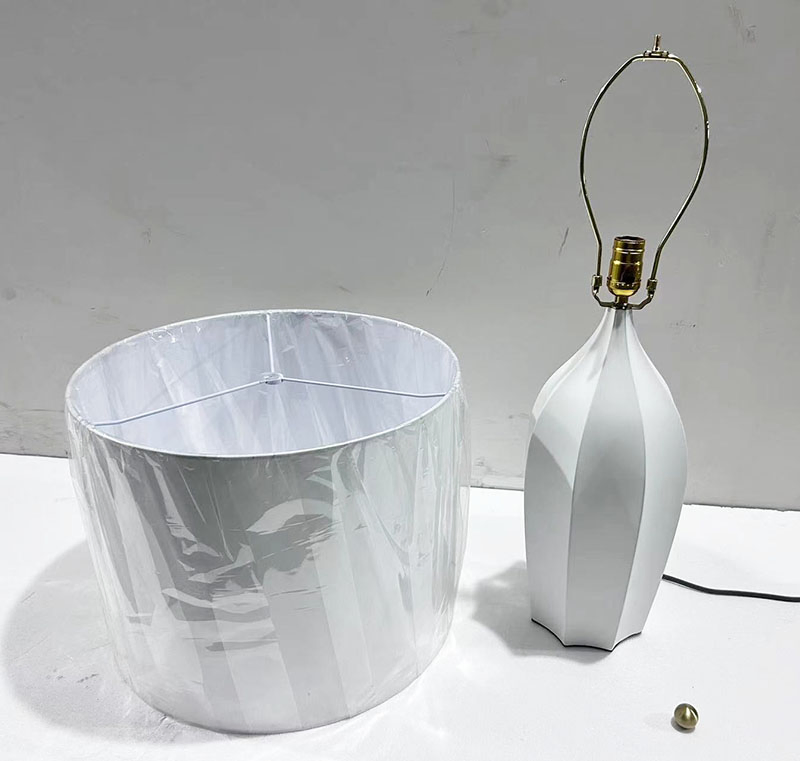 Luxury Table Lamp Resin Lamp White Base Floor Lamp Public Table Light Hospitality Table Lamp