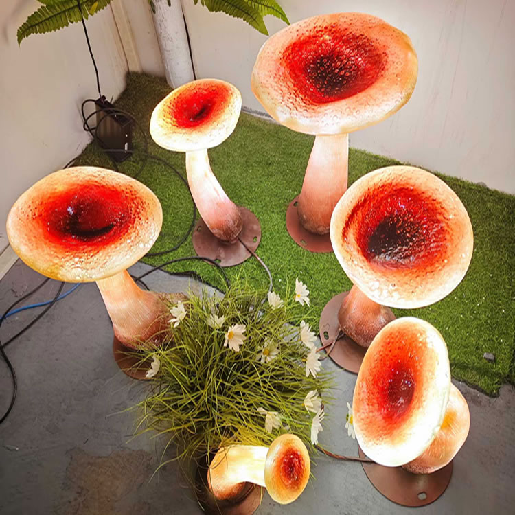 Artistic Mini Mushroom LED Lamp IP65 Waterproof for Indoor/Outdoor Night Garden Pathways Resorts &amp; Festival Decoration