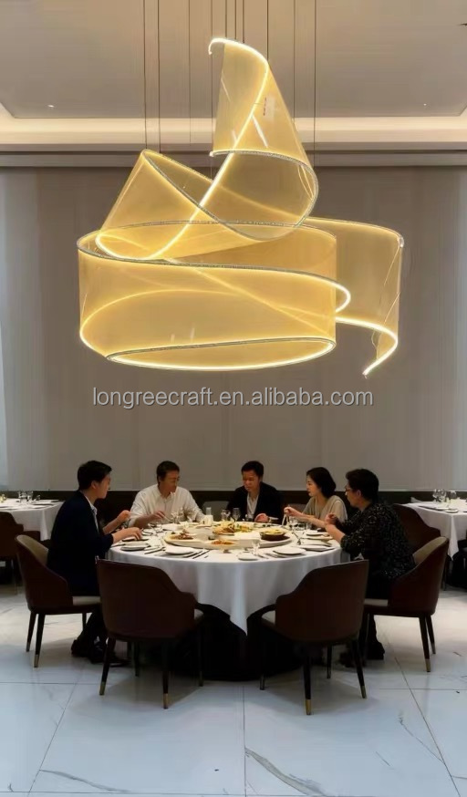 Chandelier Display 10