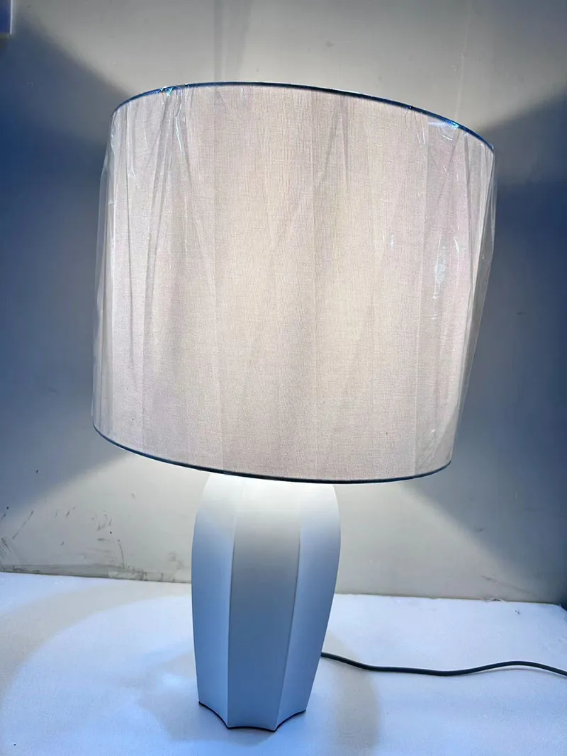 Luxury Table Lamp Resin Lamp White Base Floor Lamp Public Table Light Hospitality Table Lamp