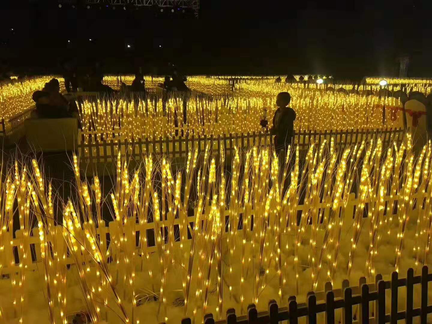 Waterproof IP65 LED Yellow Wheat Light Christmas Decorative Lights for Courtyard Garden Landscape Lighting Show Festival Decor