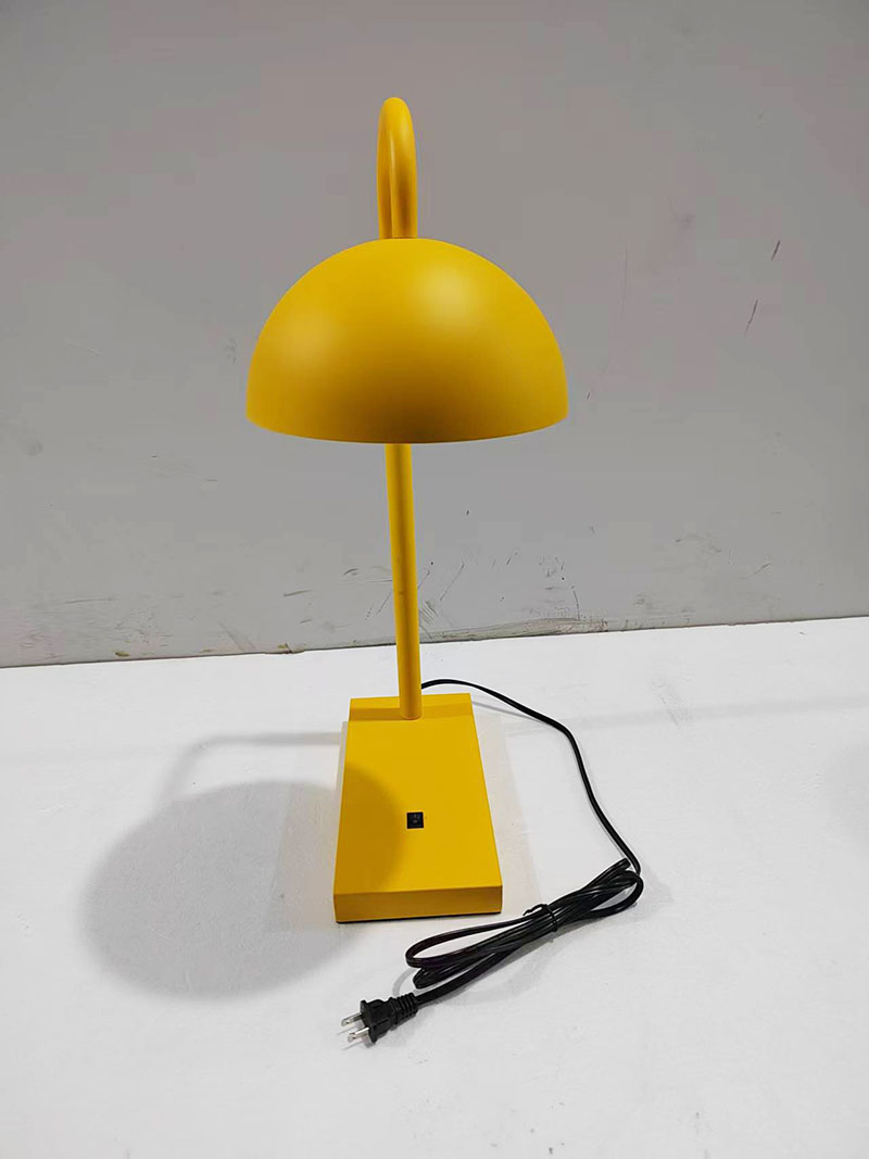 Metal Light Table Lamp Desk Lamp Hotel Lamp Indoor Lamp Yellow Light Lq Hospitality Light