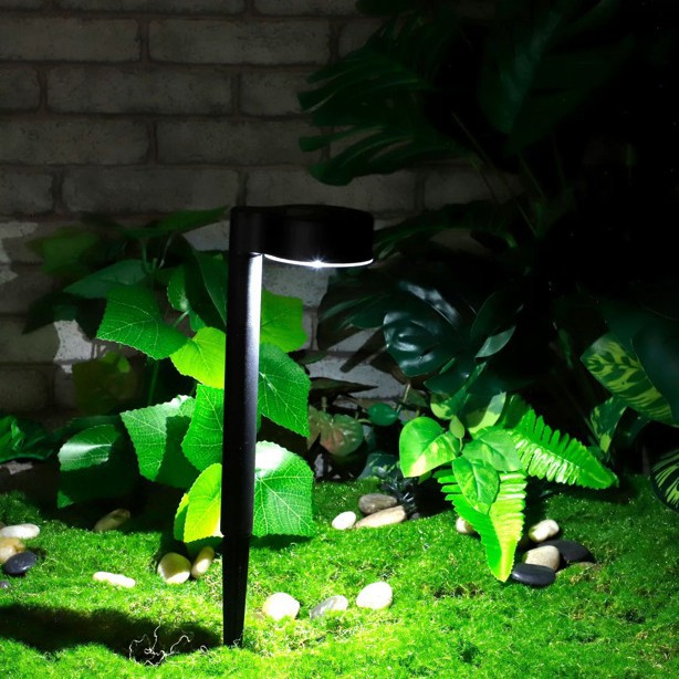 Waterproof Modern Outdoor Solar LED Lawn Lights IP44 Garden Villa Landscape Decorative Ground Path Lights Cross-Border