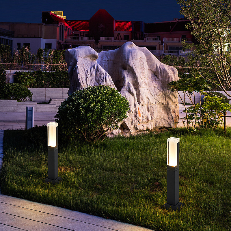 Landscape Path Light Showcase