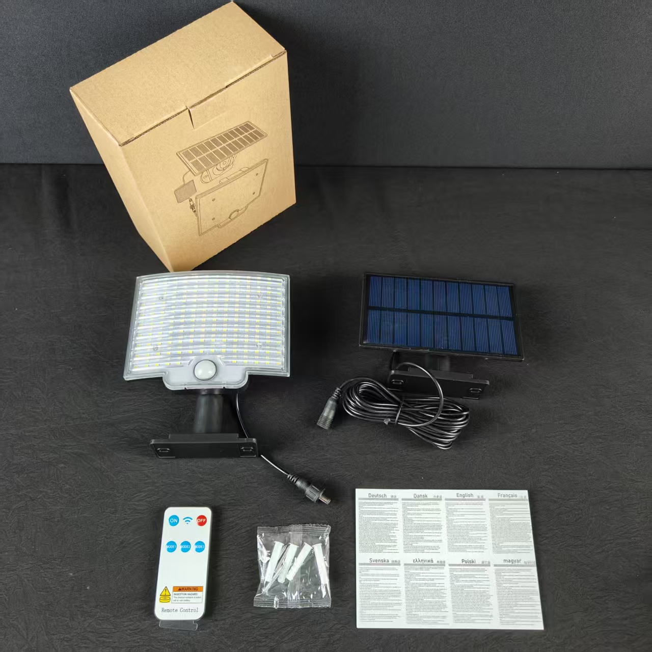 Motion Sensor Solar Garden Lamp Outdoor Waterproof Garden Wall Light with Garage Security Yard Lamp