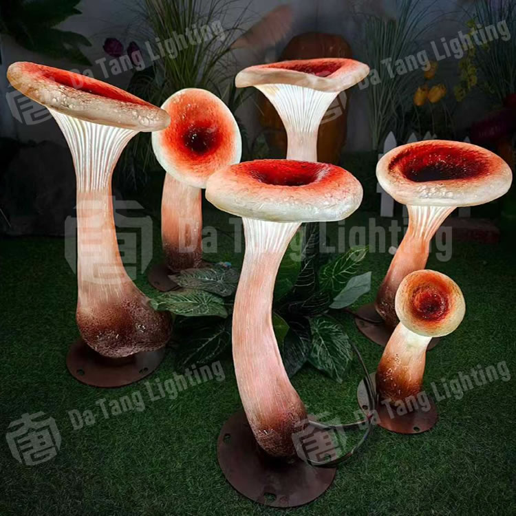 Artistic Mini Mushroom LED Lamp IP65 Waterproof for Indoor/Outdoor Night Garden Pathways Resorts &amp; Festival Decoration