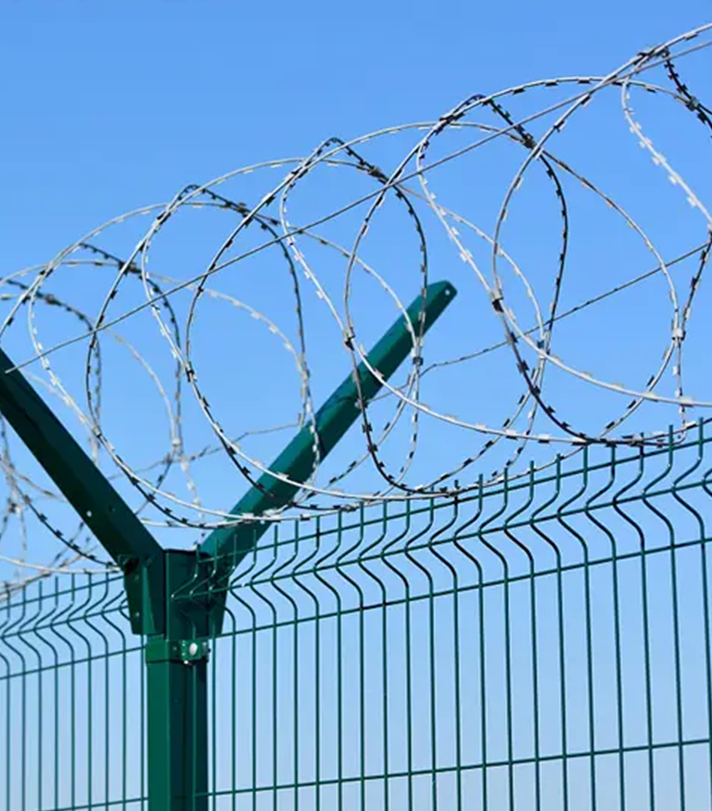 Barbed Wire Chain Link Fence Application Case Security Perimeter