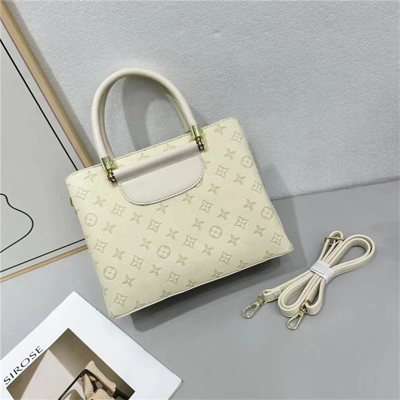 2024 Fábrica OEM con logo bolsos de diseñador de lujo hechos a mano para mujeres bolsa tote damas de cuero vegano bolsas trenzadas