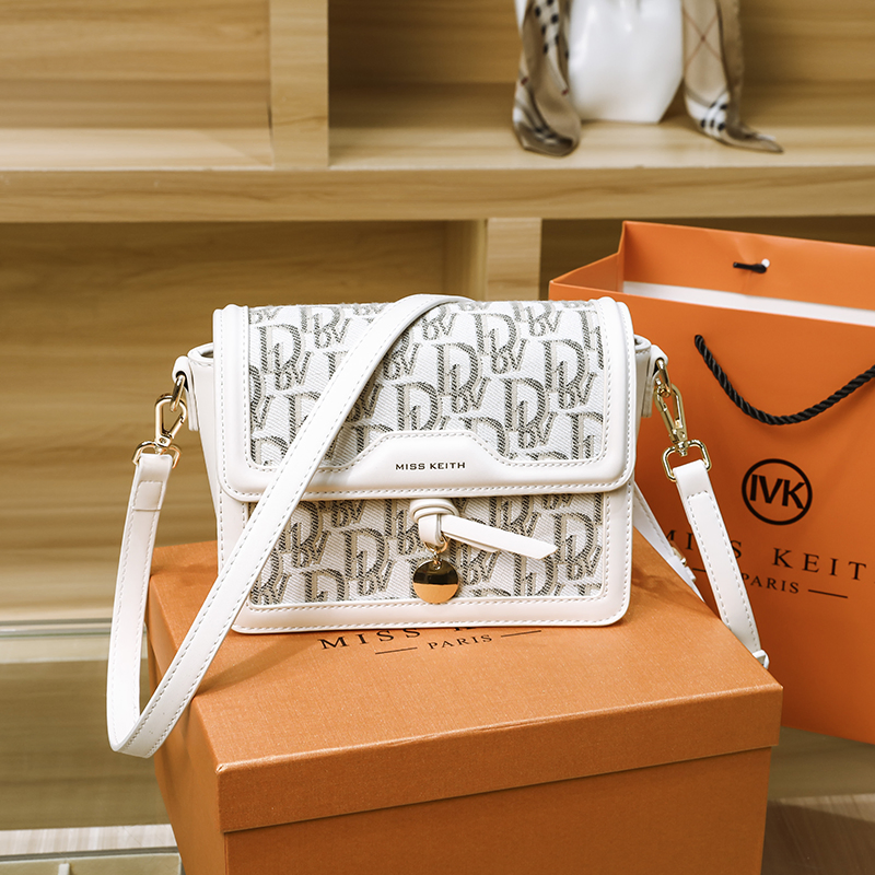 Fábrica de Guangzhou Réplicas de Logo Personalizado Bolsa de Mensajero de Cuero PU de Moda para Mujeres Bolsa Tote Grande Cuadrada Clásica Regalo para Dama Bolsa de Mano