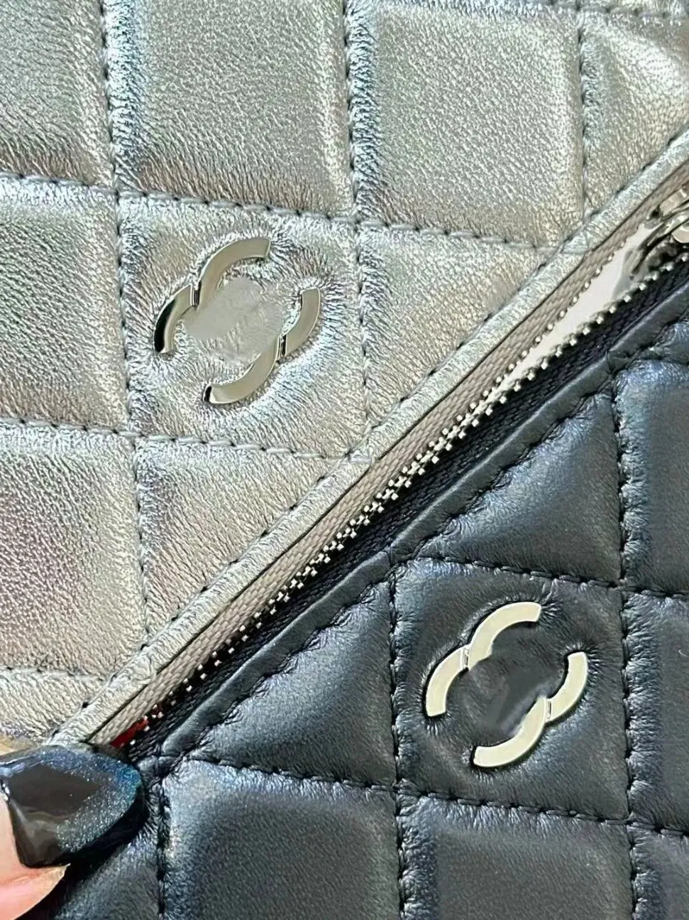 Replica Elegante de Bolso de Cuero para Damas Estilosas