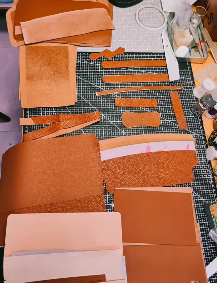 Bolso de lujo personalizado de alta gama hecho a mano para mujeres, con herrajes de acero inoxidable, hecho de cuero de ternera Togo genuino
