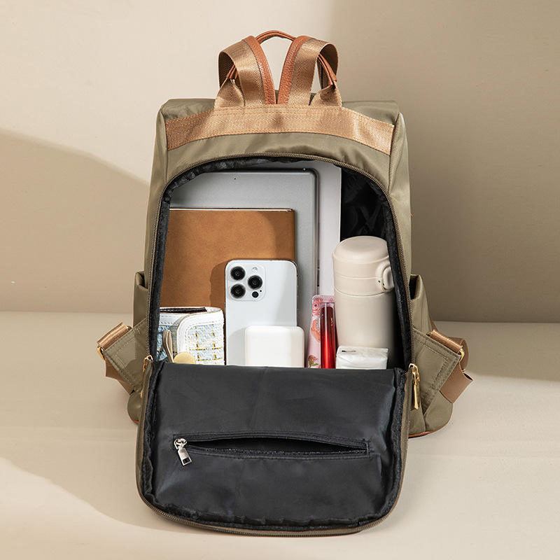 Mochila de nylon impermeable para mujeres con sistema avanzado antirrobo, ligera, popular en Corea, de gran capacidad 20-35L cierre de cremallera, de moda