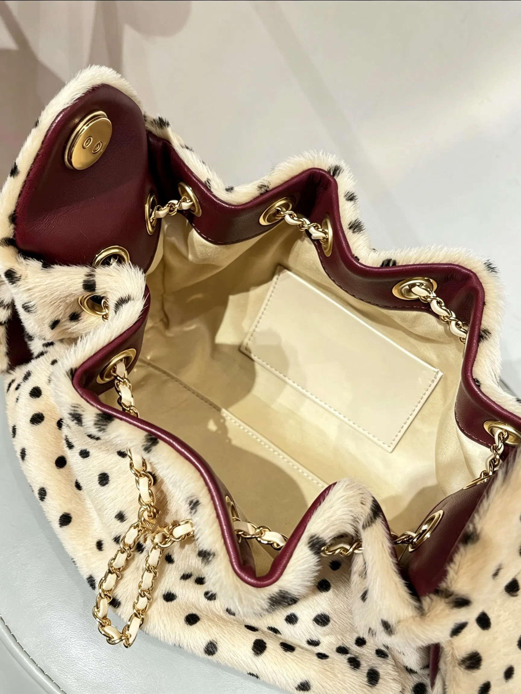 Bolso de lujo réplica 26A serie de visón dálmata bolso cubo mini estampado de leopardo