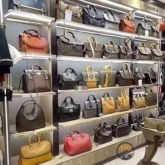 Detalle del bolso de marca 1