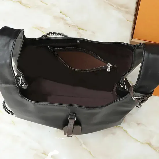 Detalle bolso de lujo