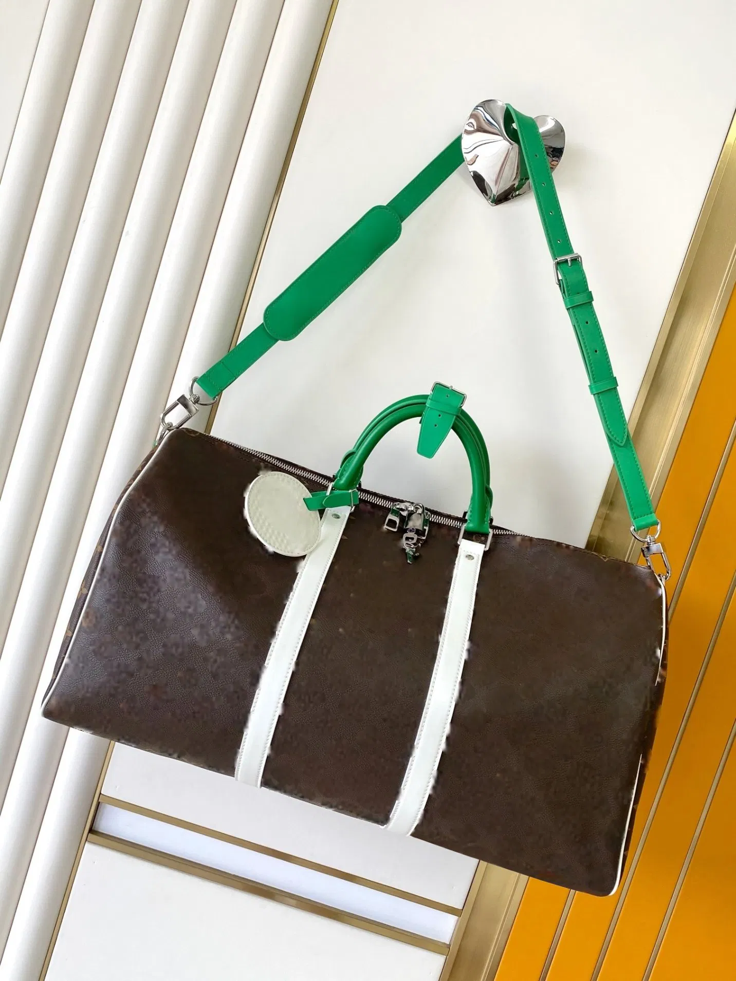 Colección Vuitton Ivloverlaura Aimereluxurycollection Accesorios de lujo Bolsos de lujo Bolsa Tote de cuero Bolsa de hombro Bolsa cruzada Bolso