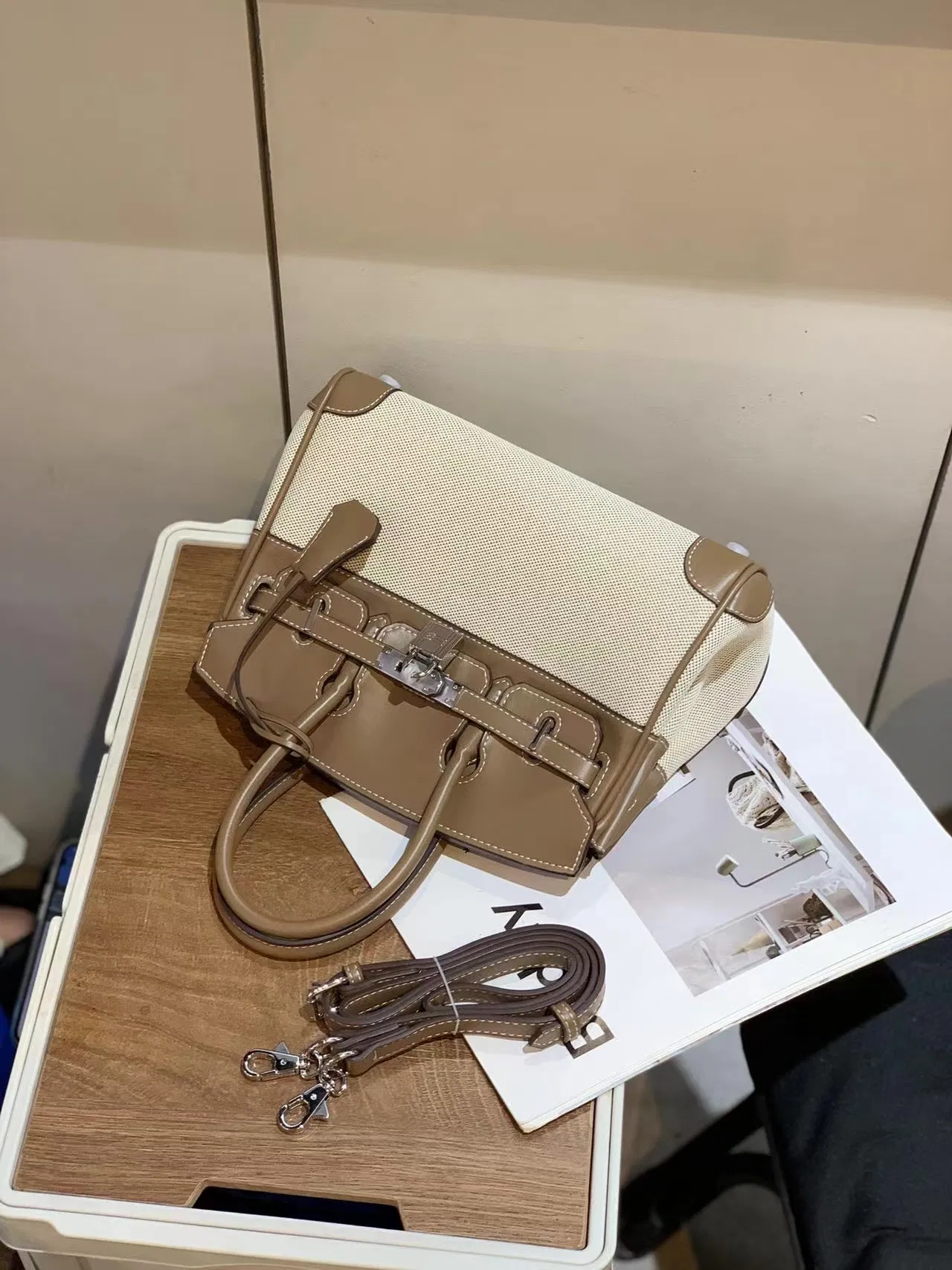 Venta Directa de Fábrica Desde China: Bolsa de Lona y Cuero Personalizada para Mujeres, Bolso de Hombro Cruzado Casual de Moda