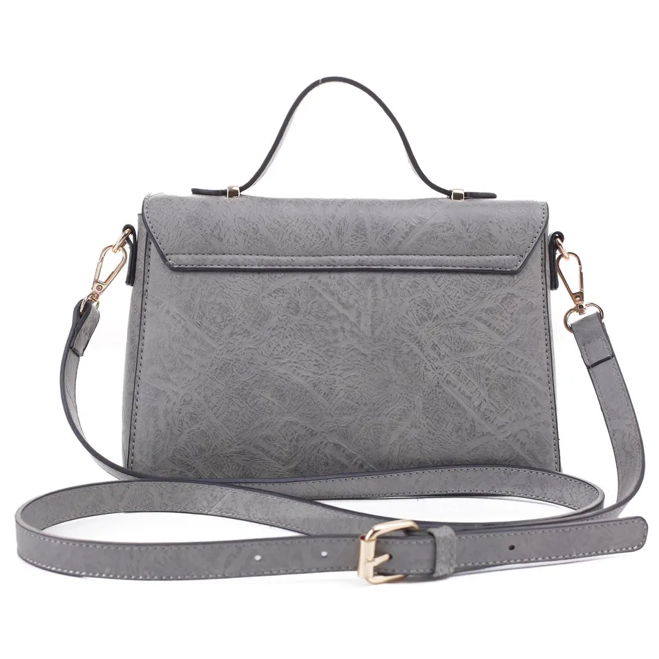 Bolso cruzado de mensajero de cuero vegano con hebilla y solapa a la moda