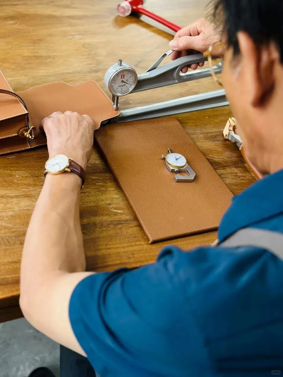 Bolso de lujo personalizado de alta gama hecho a mano para mujeres, con herrajes de acero inoxidable, hecho de cuero de ternera Togo genuino