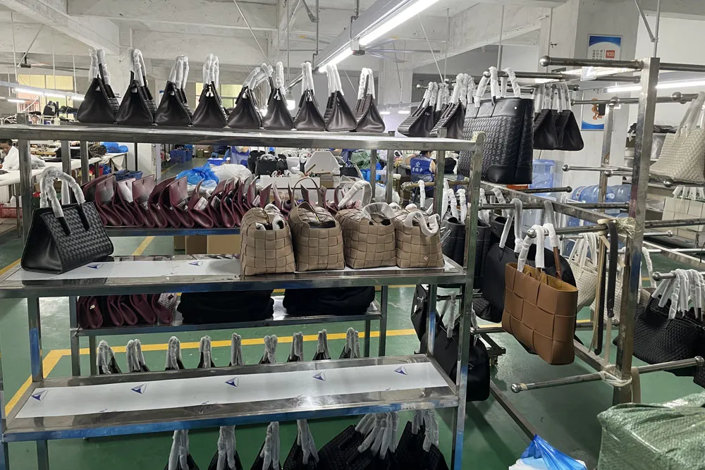 Línea de Producción de Bolsos