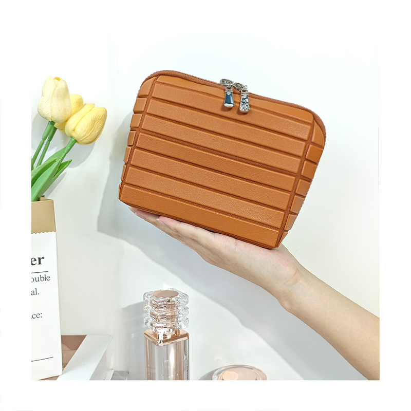 Bolsa de maquillaje funcional de cuero PU vegano con logo personalizado Isen, bolsa de aseo elegante, bolsa cosmética de viaje de pie