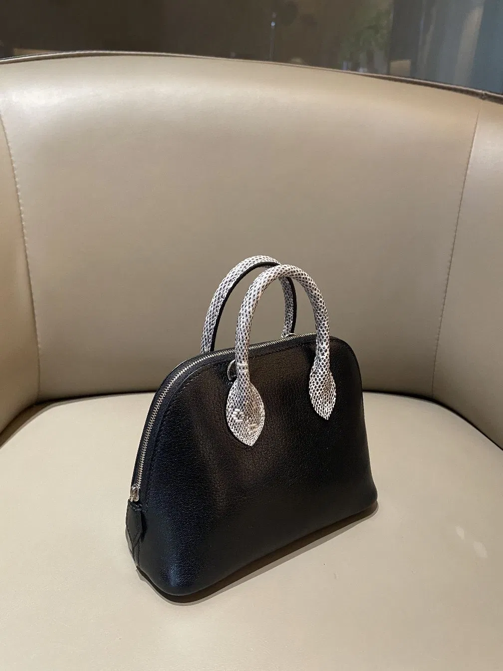 Diseñadores de lujo bolsos de mujer mini Bolide negro Chevre Chamkila piel de lagarto con asas