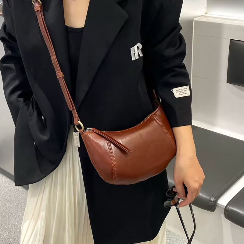 Diseño clásico de múltiples bolsillos bolso hobo casual para damas de cuero genuino
