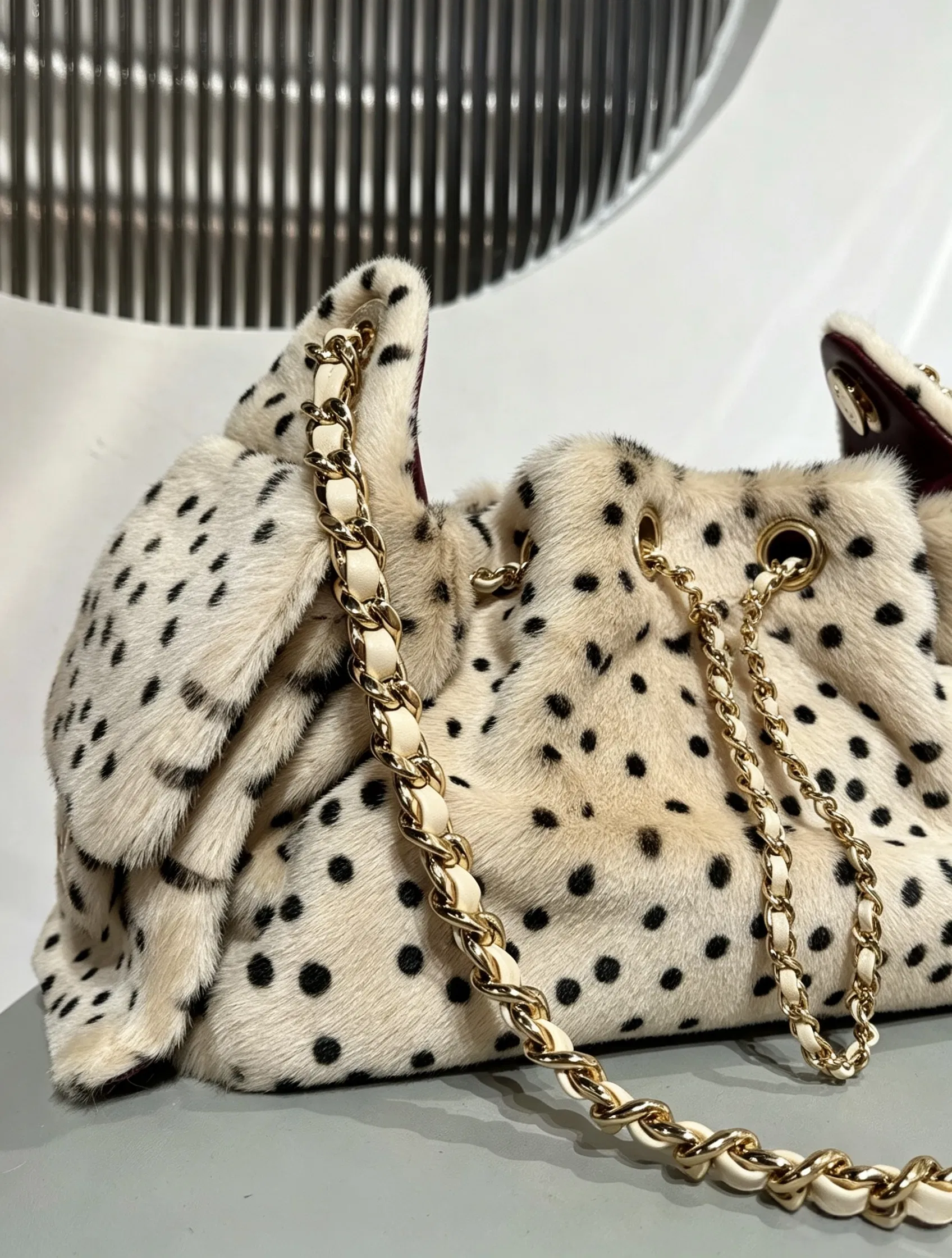 Bolso de lujo réplica 26A serie de visón dálmata bolso cubo mini estampado de leopardo