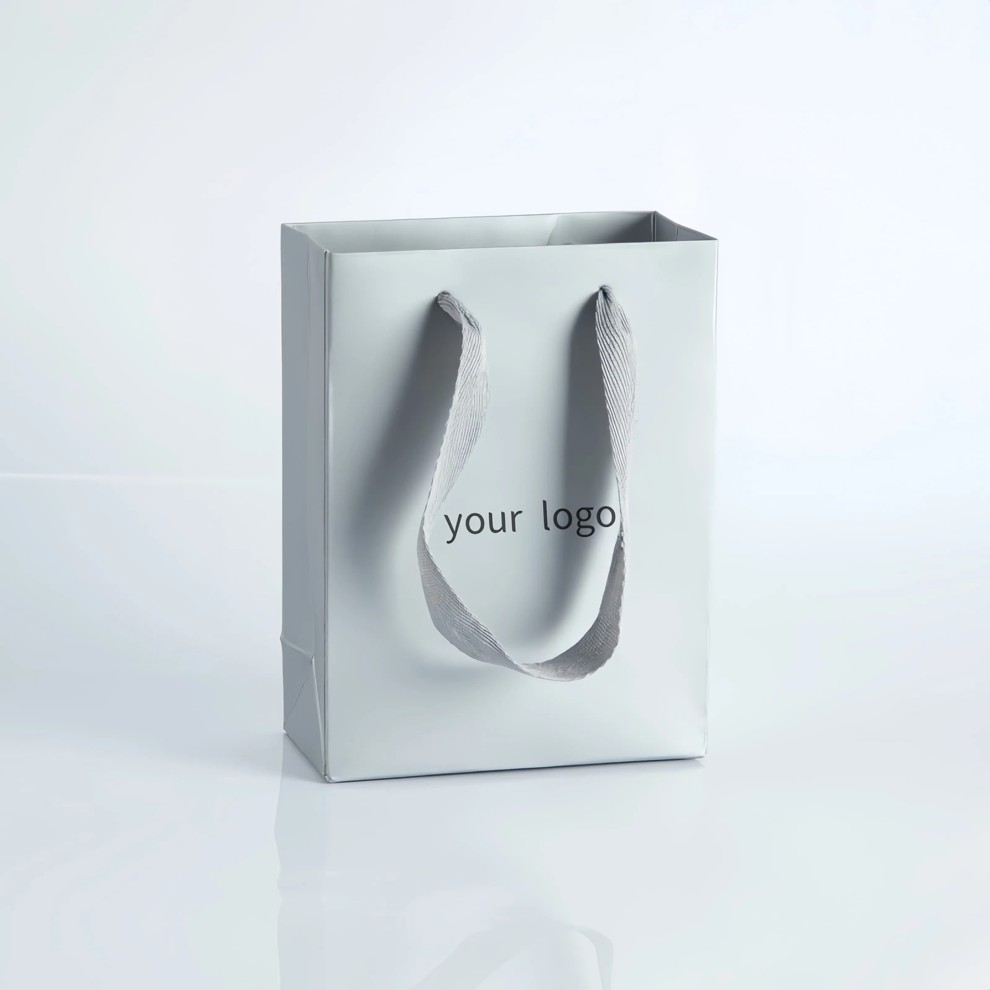 Mango de bolsa de papel personalizado con tu propio logo, venta al por mayor de bolsa de papel kraft