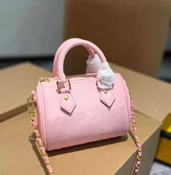Bolso nano de diseñador