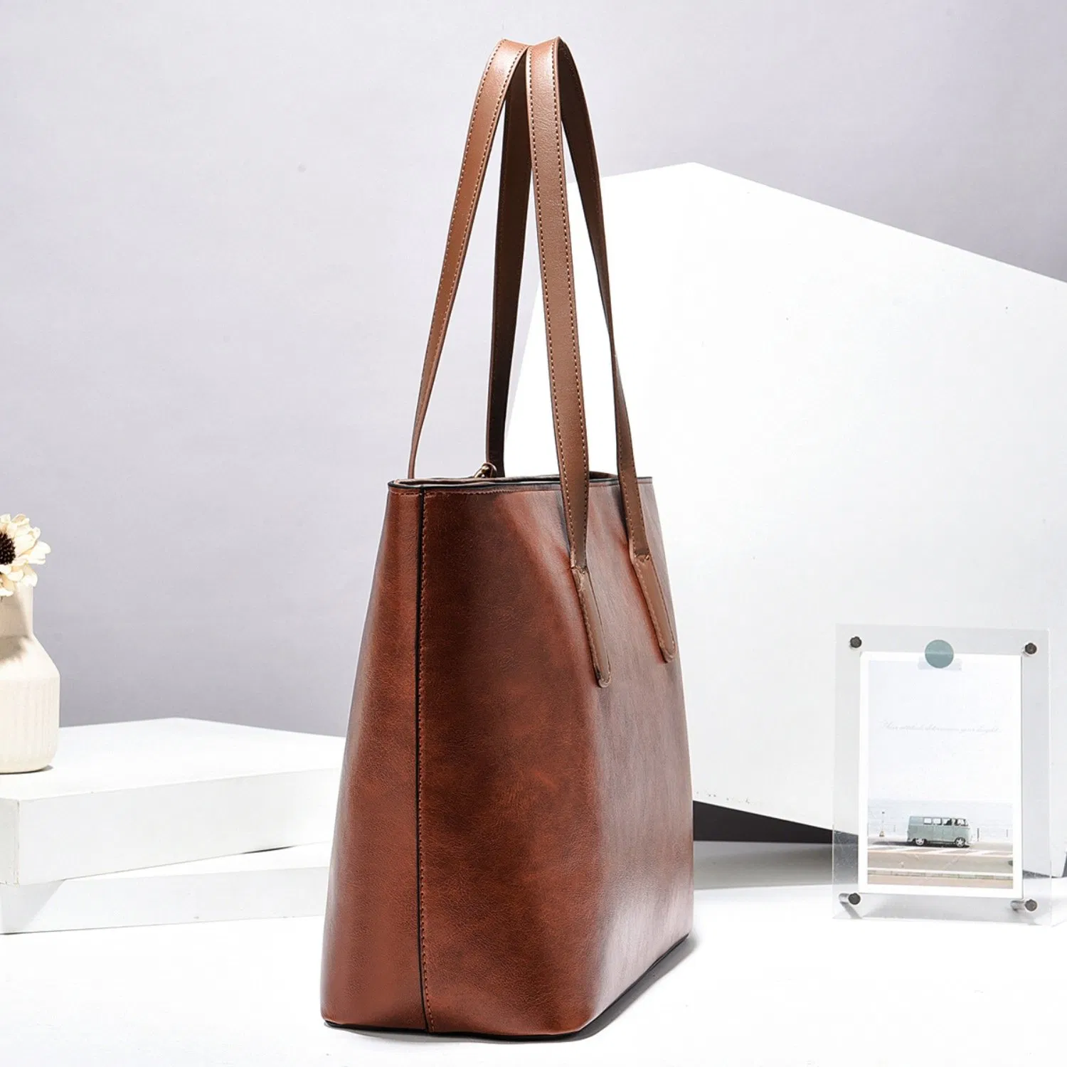Bolso tote de cuero PU para mujeres, de gran capacidad, elegante bolso de hombro para damas con cremallera para uso diario