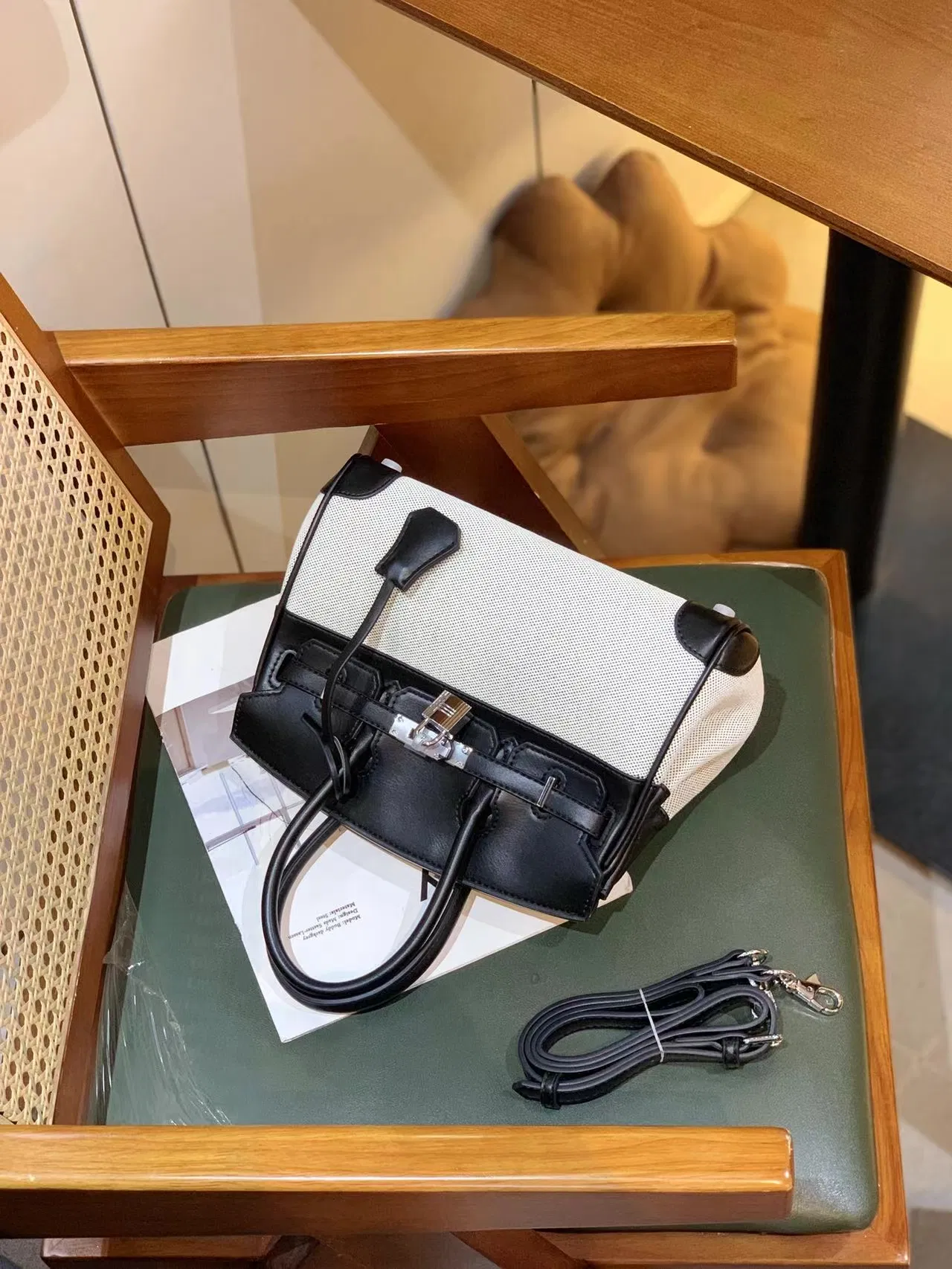 Venta Directa de Fábrica Desde China: Bolsa de Lona y Cuero Personalizada para Mujeres, Bolso de Hombro Cruzado Casual de Moda