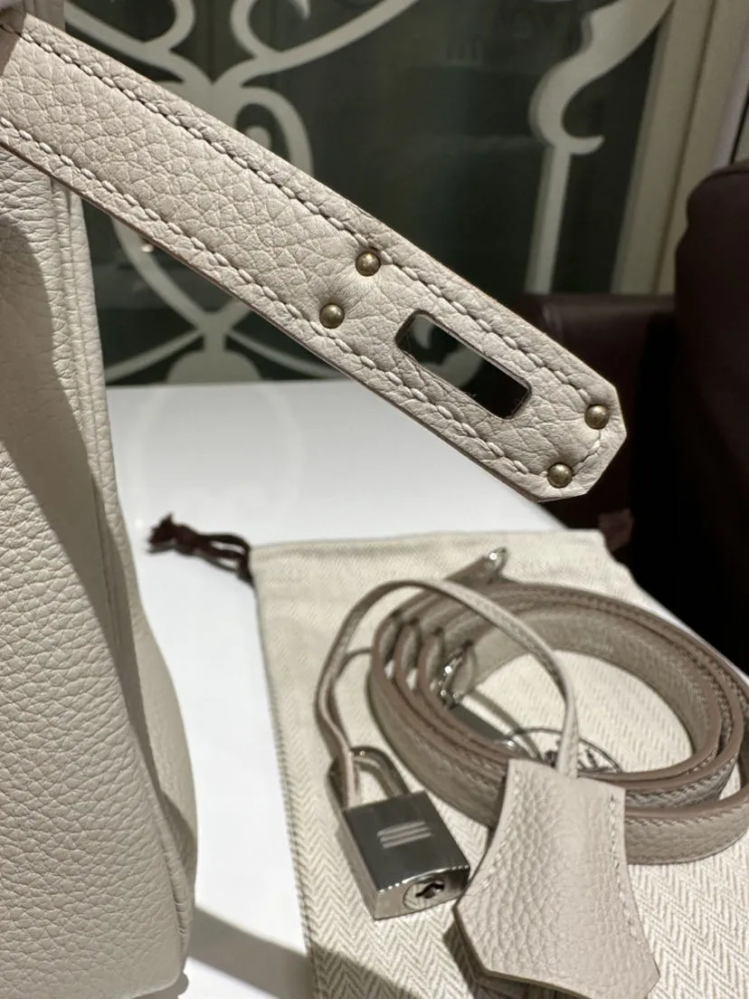 Bolsos de lujo de diseñadora para mujeres Ky 25cm 8L bolsa de cuero Togo blanca glaciar