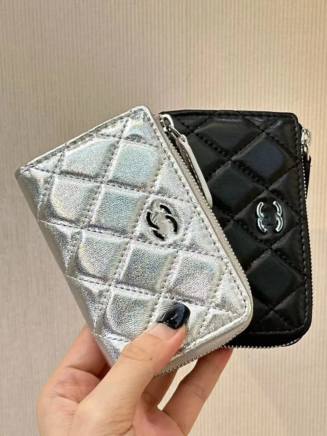 Replica Elegante de Bolso de Cuero para Damas Estilosas